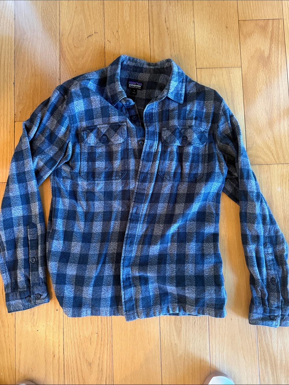 Patagonia Blue and Gray Plaid Lightweight Shirt-Jacket